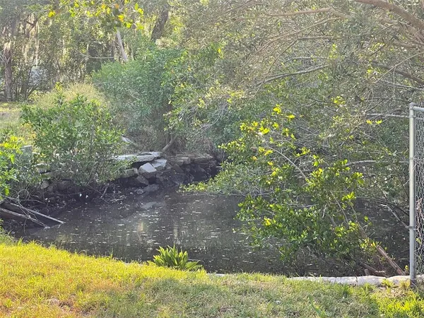 $300,000 | 10020 Linda Street, Gibsonton, FL 33534