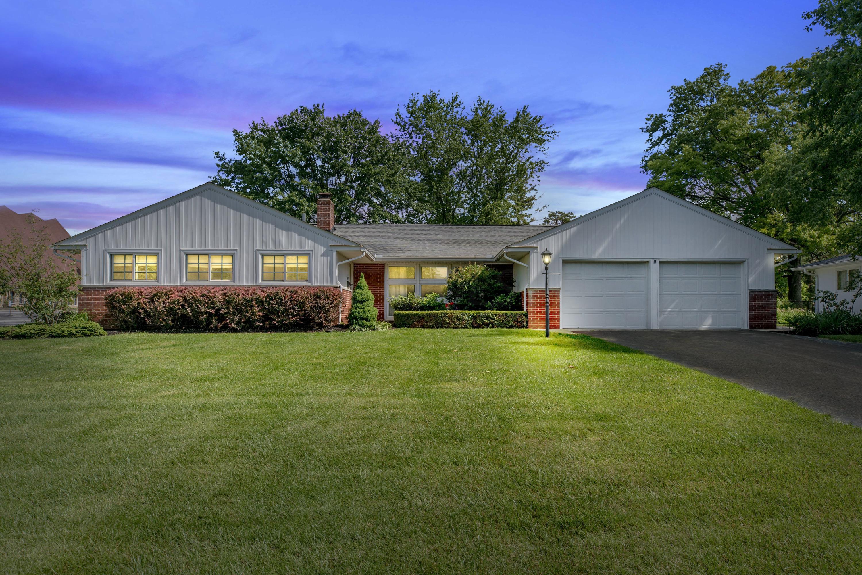 2268 Lytham Road Columbus, OH 43220 - Photo 1 of 30