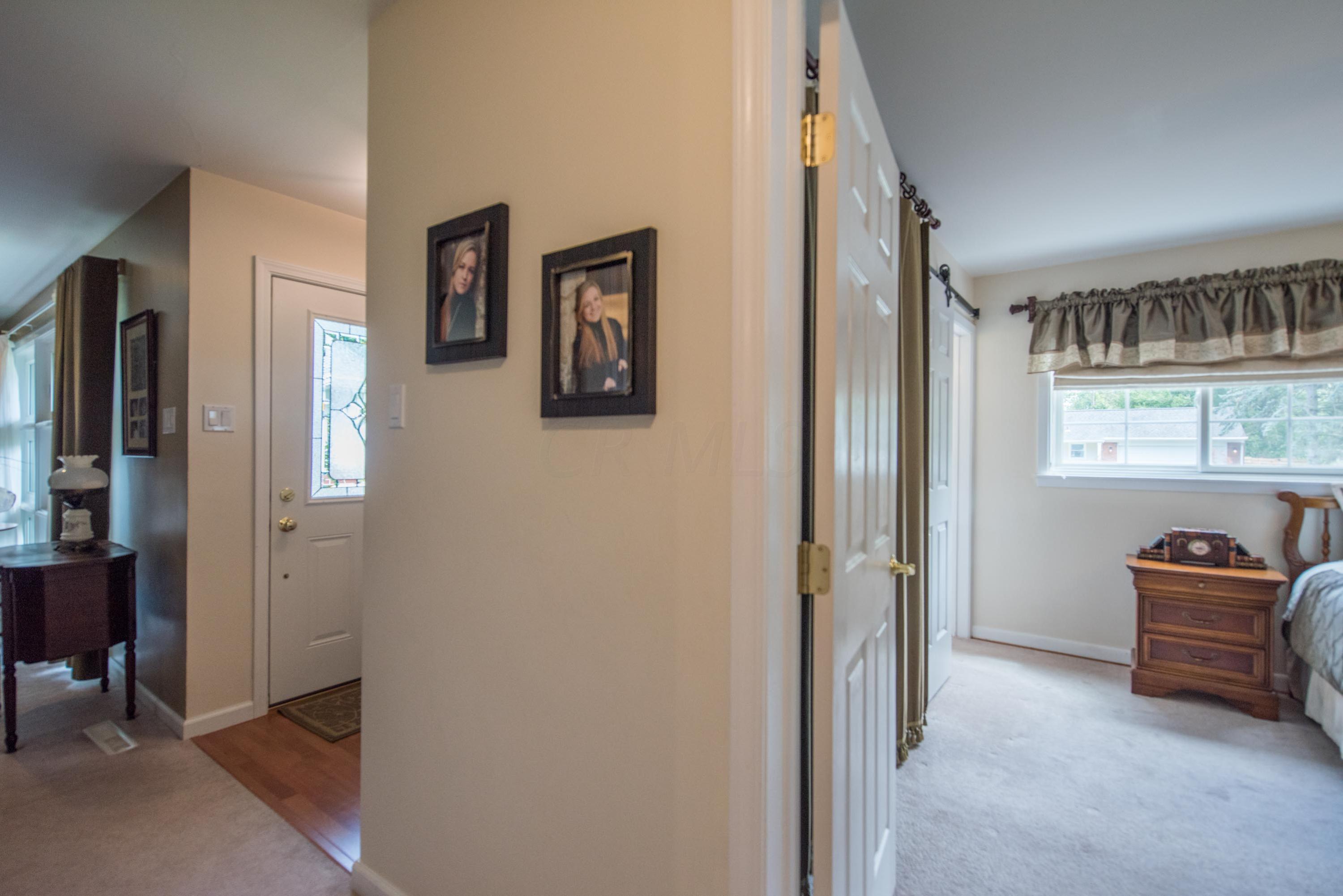 2268 Lytham Road Columbus, OH 43220 - Photo 16 of 30