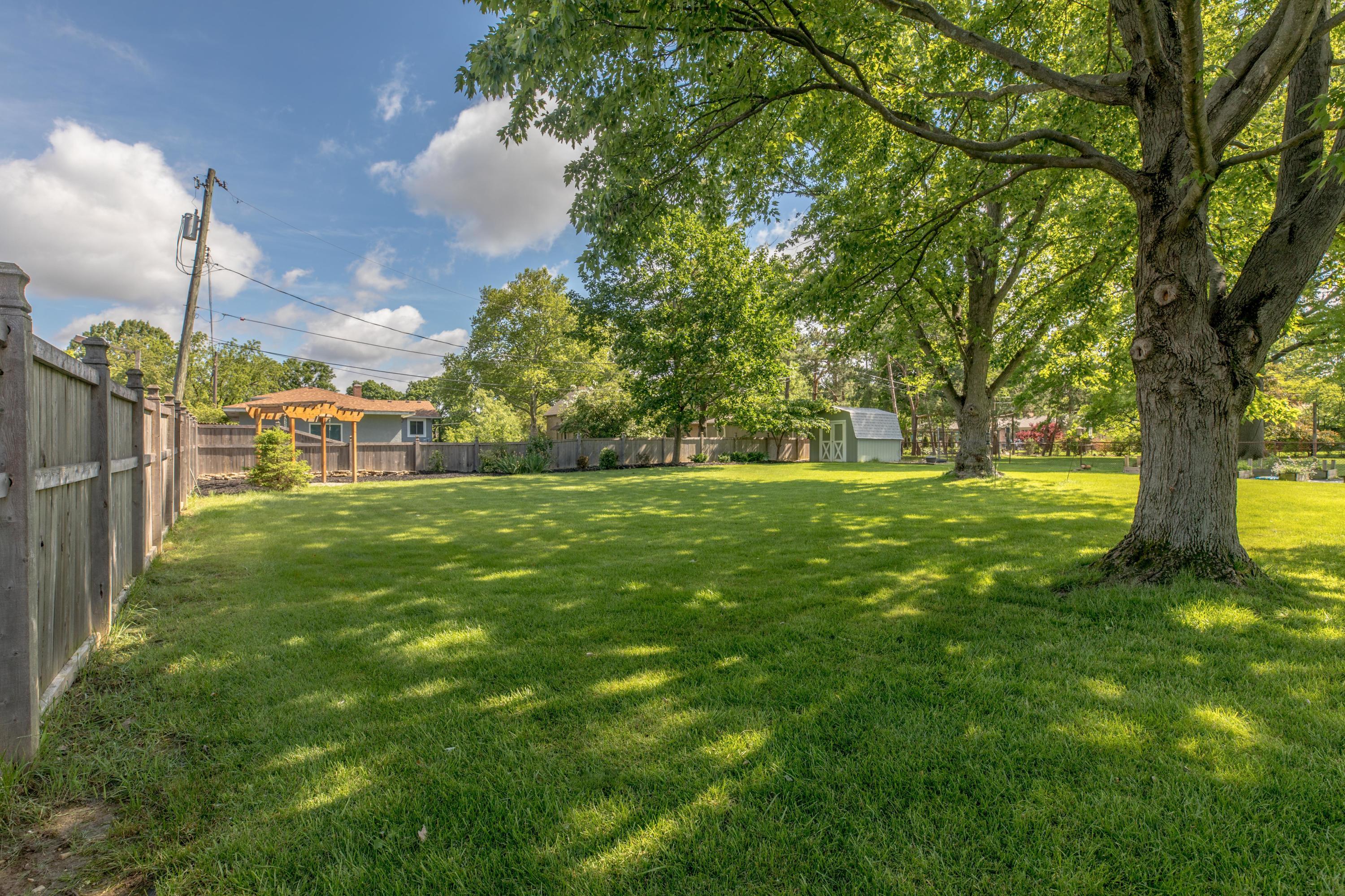 2268 Lytham Road Columbus, OH 43220 - Photo 24 of 30