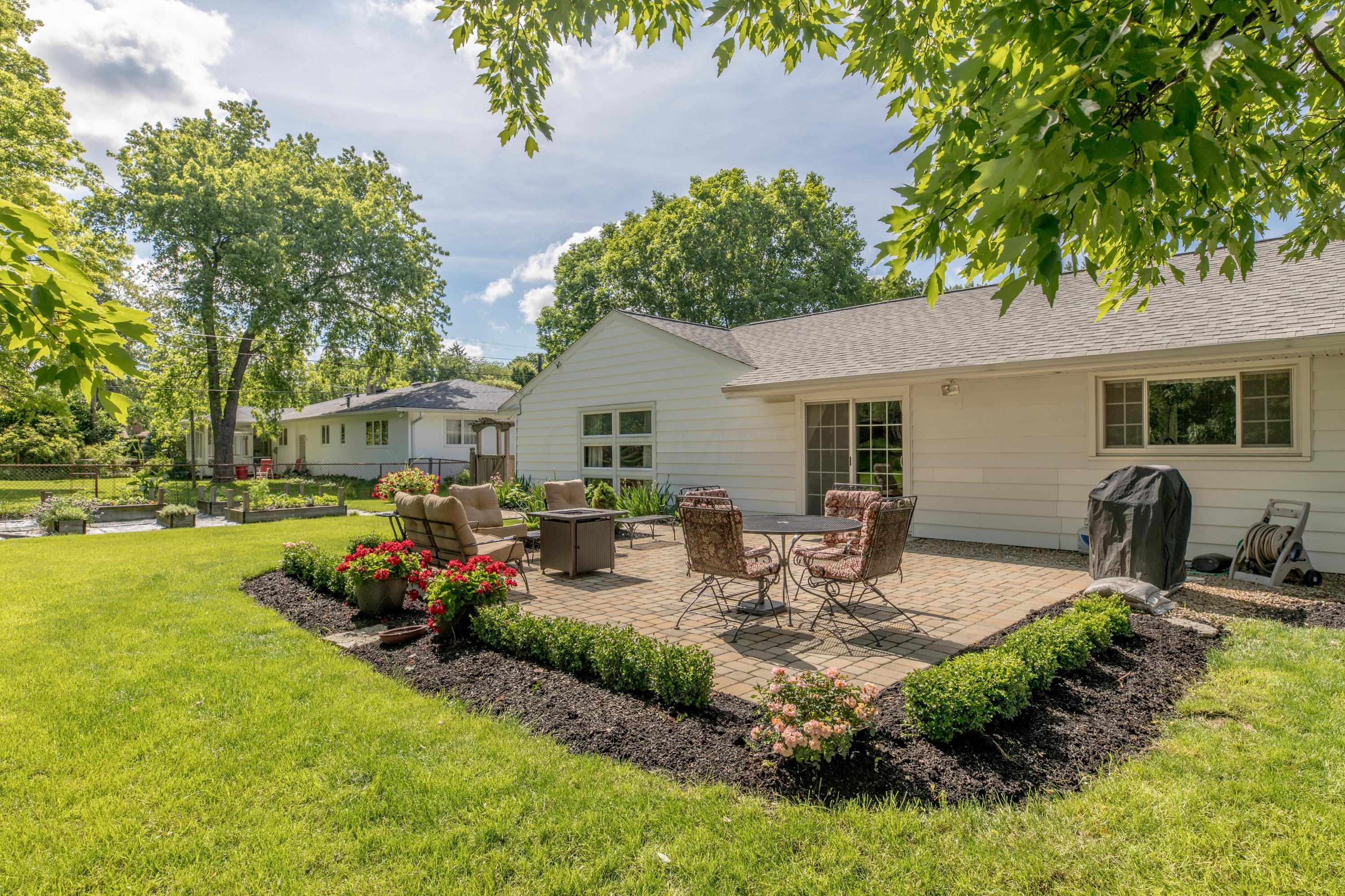 2268 Lytham Road Columbus, OH 43220 - Photo 28 of 30