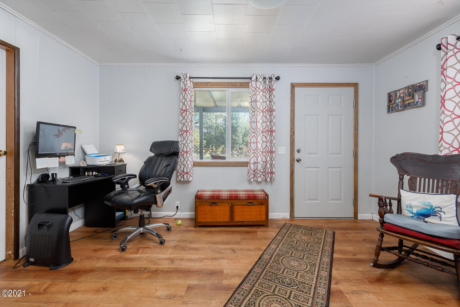 462 Elk City Road Toledo, OR 97391 - Photo 5 of 29 -05