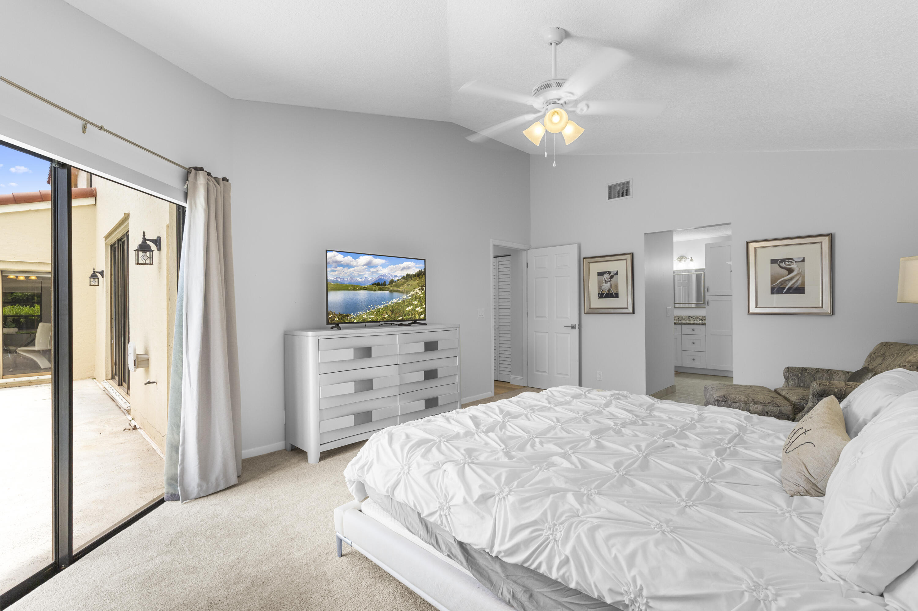12715 Kingsway Road Wellington, FL 33414 - Photo 21 of 56 R6II1219