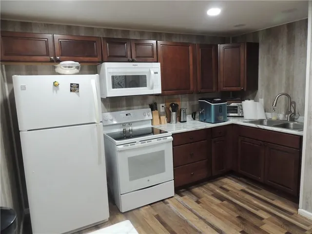 $350,000 | 3722 South Bolger Court, Independence, MO 64055