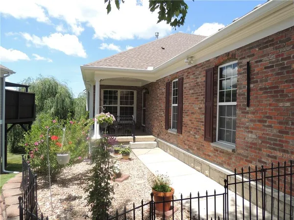 $349,900 | 3722 South Bolger Court, Independence, MO 64055