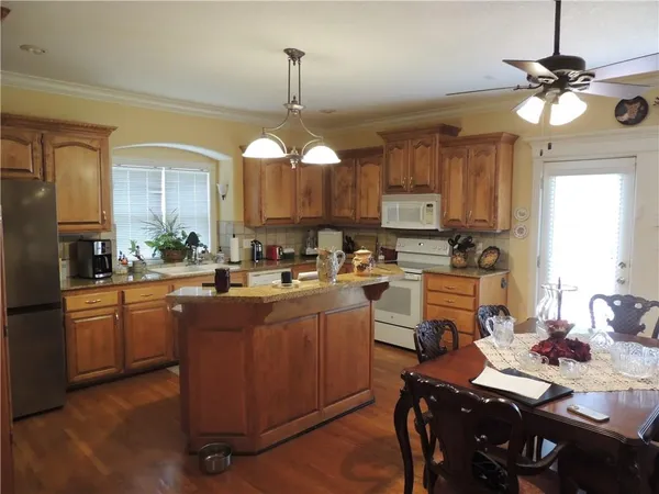 $349,900 | 3722 South Bolger Court, Independence, MO 64055