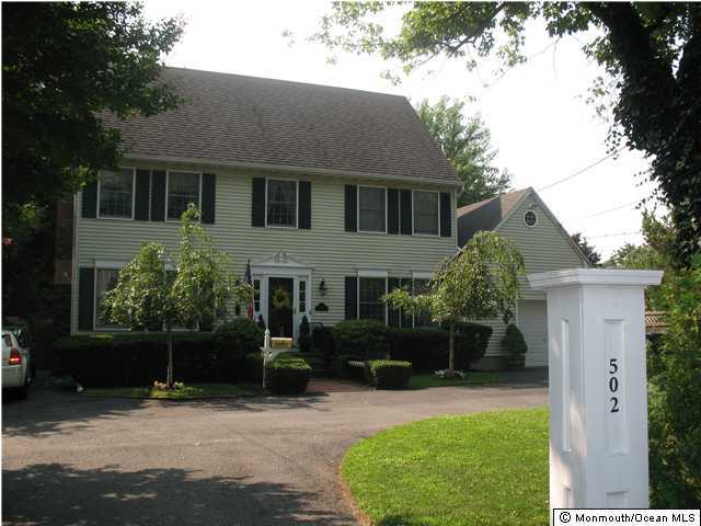 502 River Road Fair Haven, NJ 07704 - Photo 1 of 3 Primary Photo