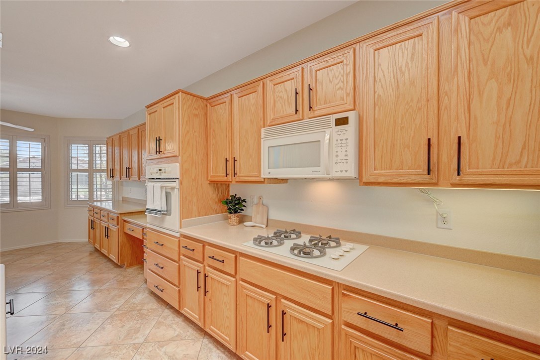 3054 Fort Stanwix Road Henderson, NV 89052 - Photo 18 of 52 Gallery Image 18