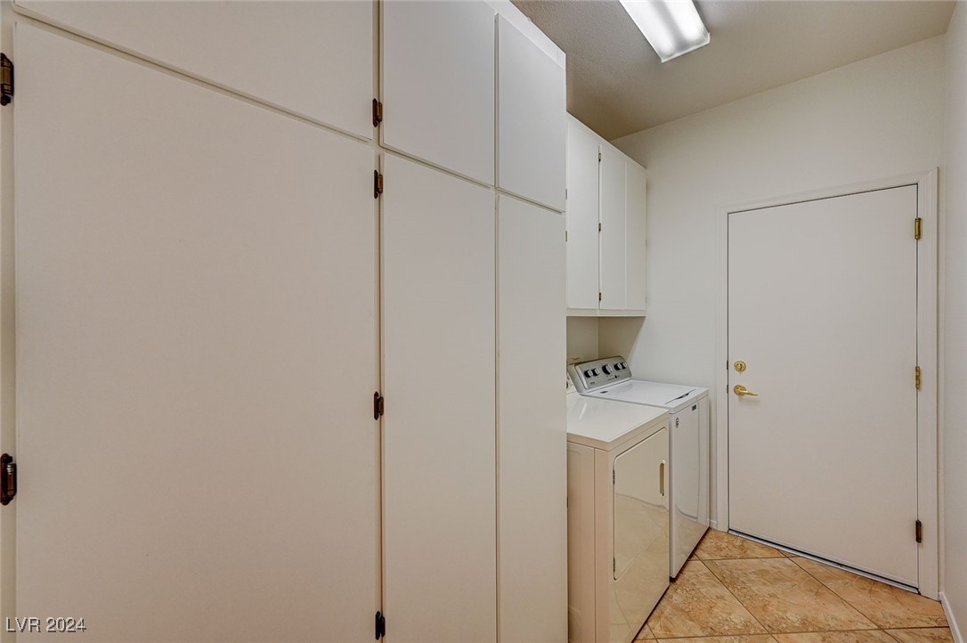 3054 Fort Stanwix Road Henderson, NV 89052 - Photo 41 of 52 indoor laundry and more storage