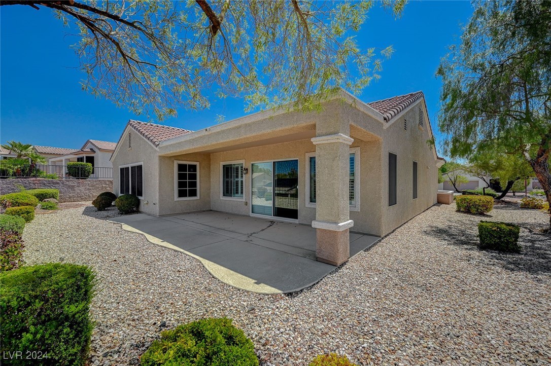 3054 Fort Stanwix Road Henderson, NV 89052 - Photo 44 of 52 large covered patio