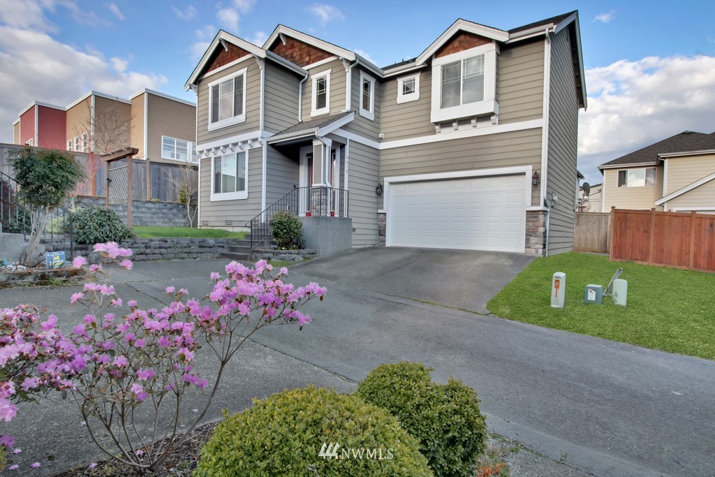 4416 Northeast 3rd Lane Renton, WA 98059 - Photo 1 of 24