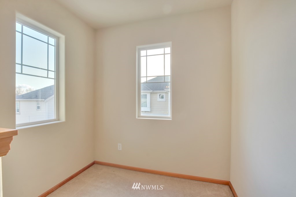 4416 Northeast 3rd Lane Renton, WA 98059 - Photo 19 of 24