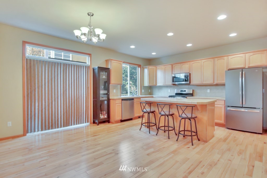 4416 Northeast 3rd Lane Renton, WA 98059 - Photo 7 of 24