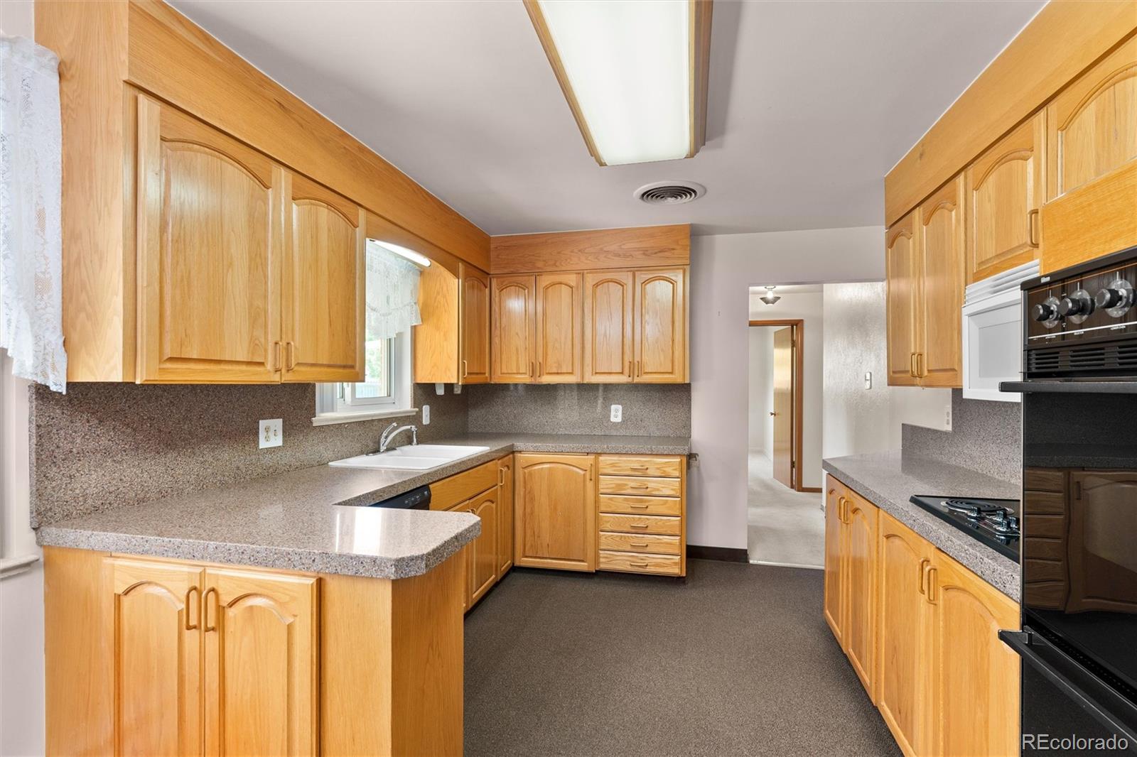 7080 West 43rd Place Wheat Ridge, CO 80033 - Photo 6 of 26