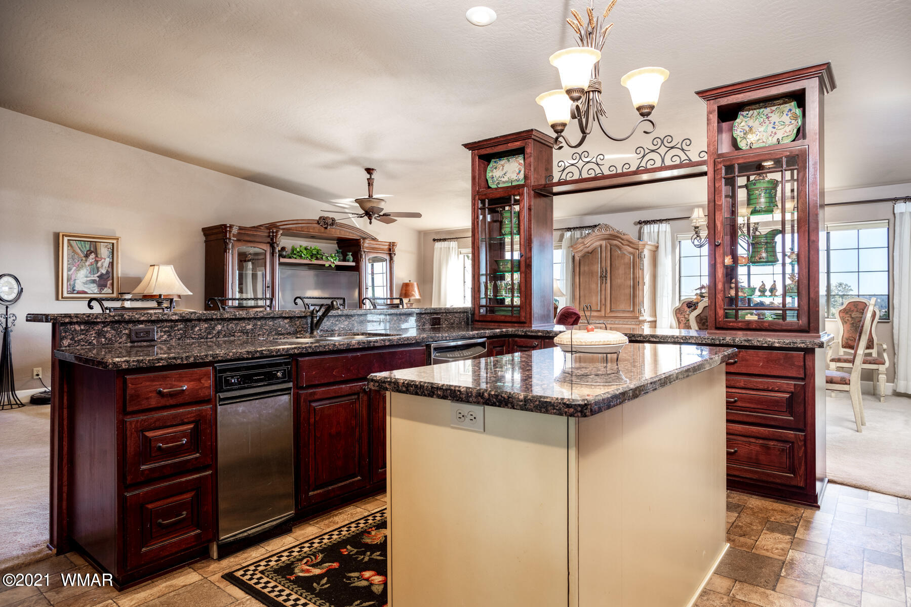 2283 Lindbergh Road Overgaard, AZ 85933 - Photo 5 of 69 Gallery Image 5