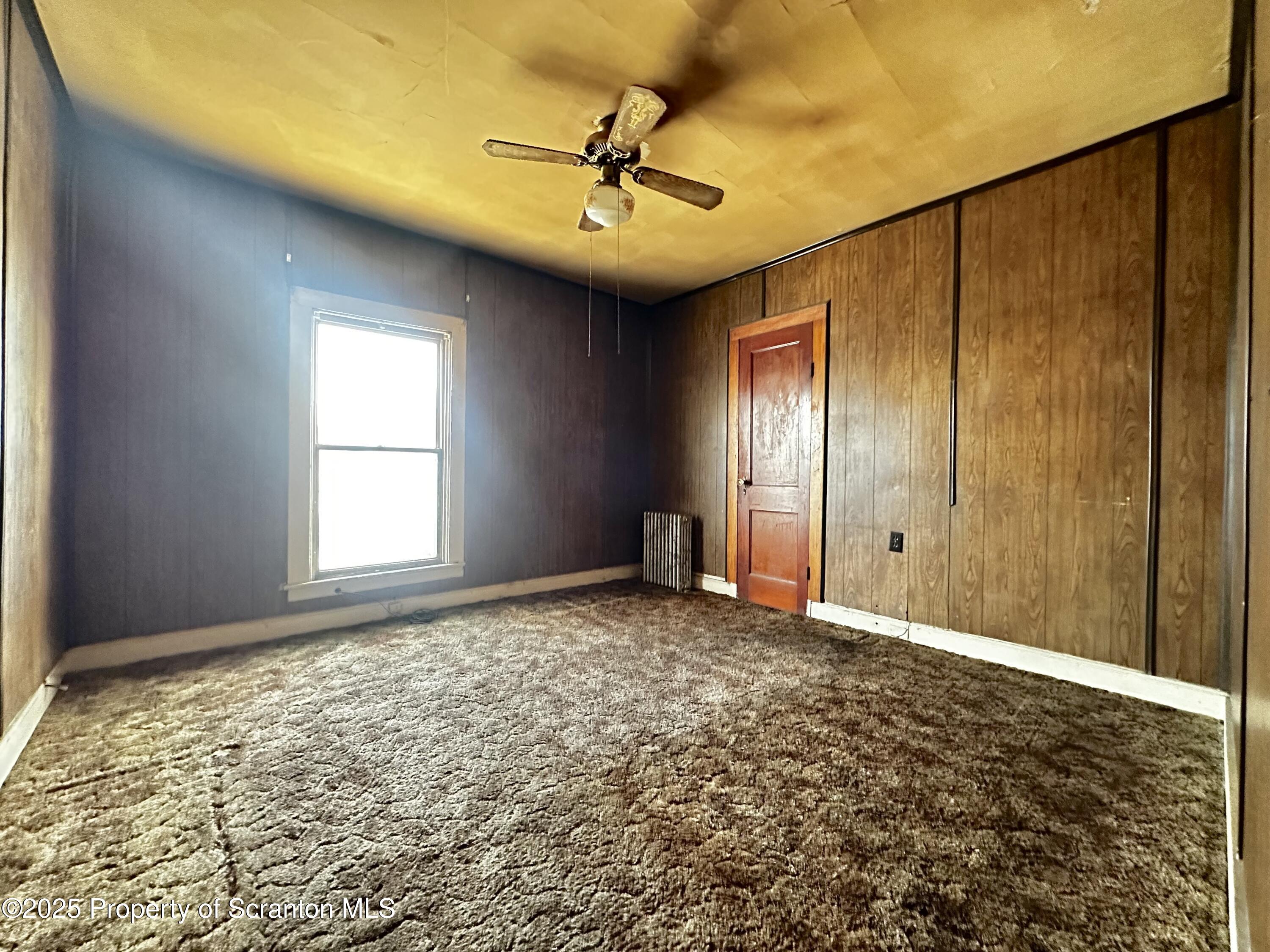 514 East Market Street Scranton, PA 18509 - Photo 16 of 33 a view of an empty room
