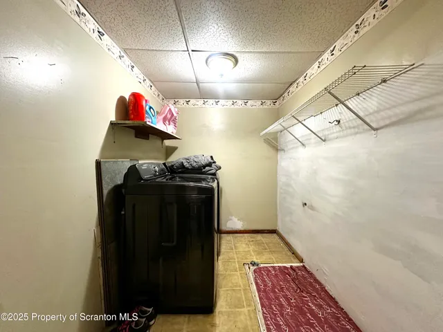 a view of a storage & utility room