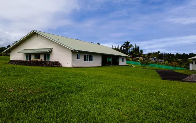 $4,256,000 | 28-1187 Old Mamalahoa Highway, Honomu, HI 96728