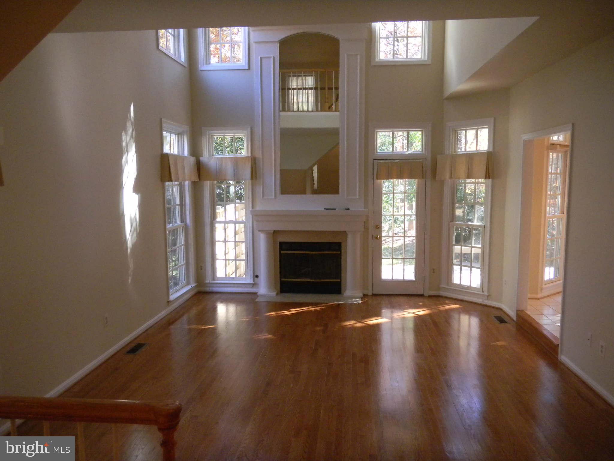 11409 Hollow Timber Way Reston, VA 20194 - Photo 6 of 21 Interior (General)