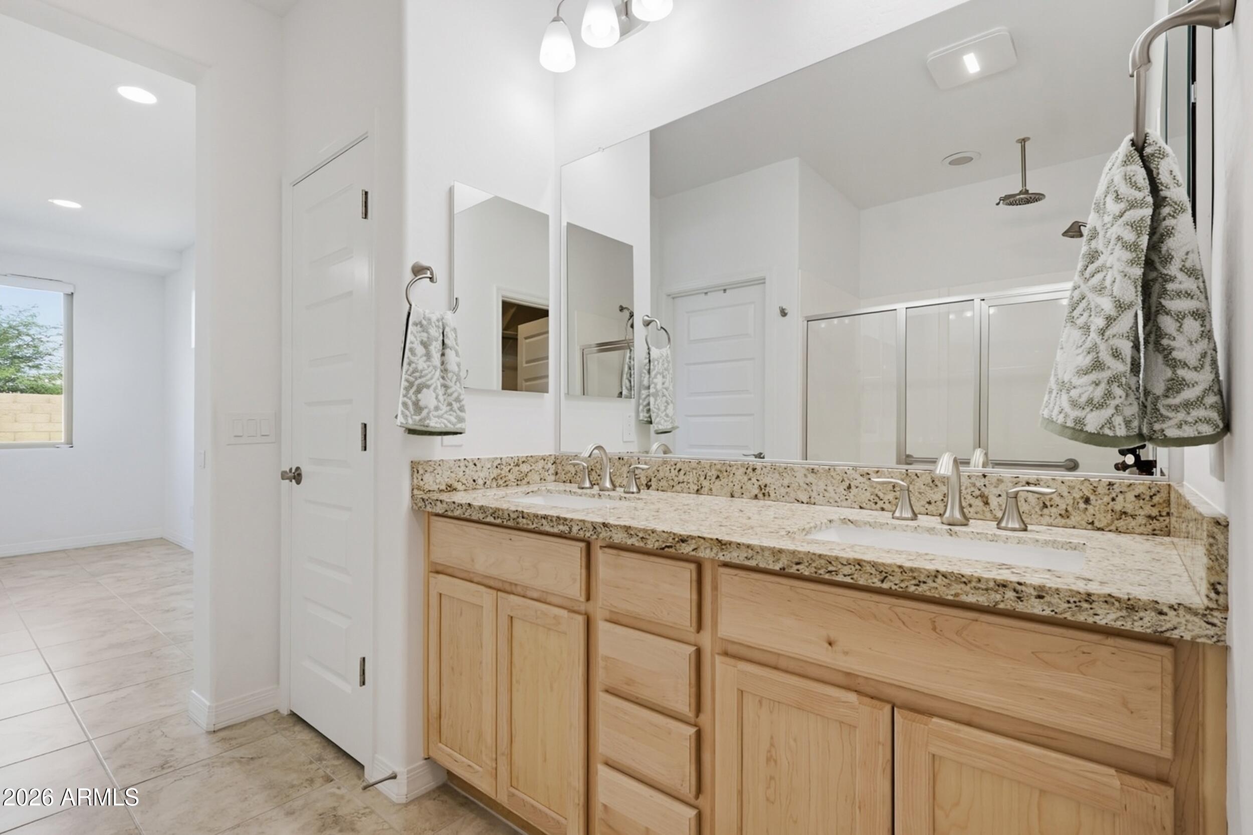 5823 South Del Rancho Mesa, AZ 85212 - Photo 18 of 42 Primary Bathroom