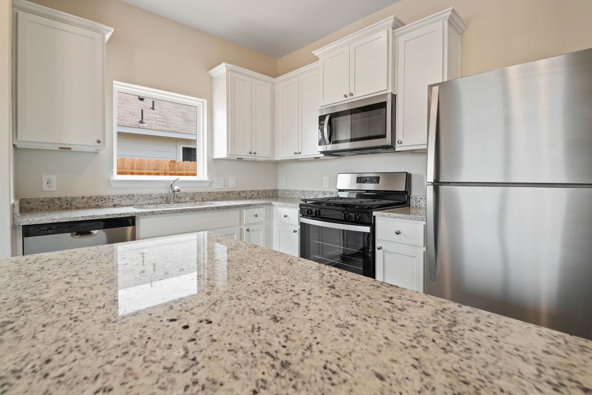 700 Jasmine Ridge Lane Waller, TX 77484 - Photo 13 of 20