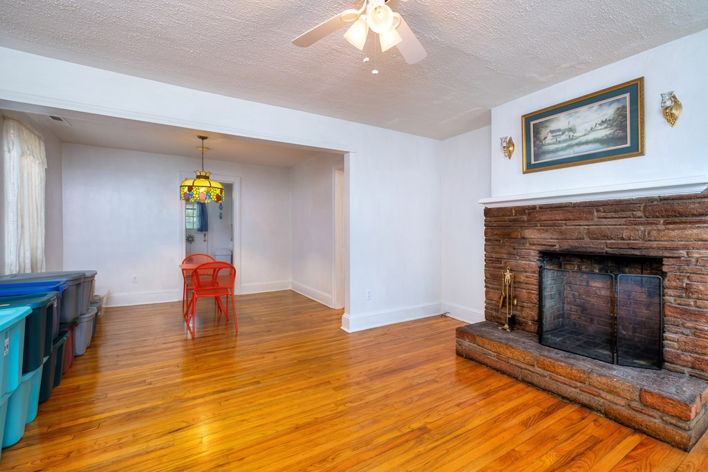 114 Wactor Street Sumter, SC 29150 - Photo 6 of 36 Gallery Image 6