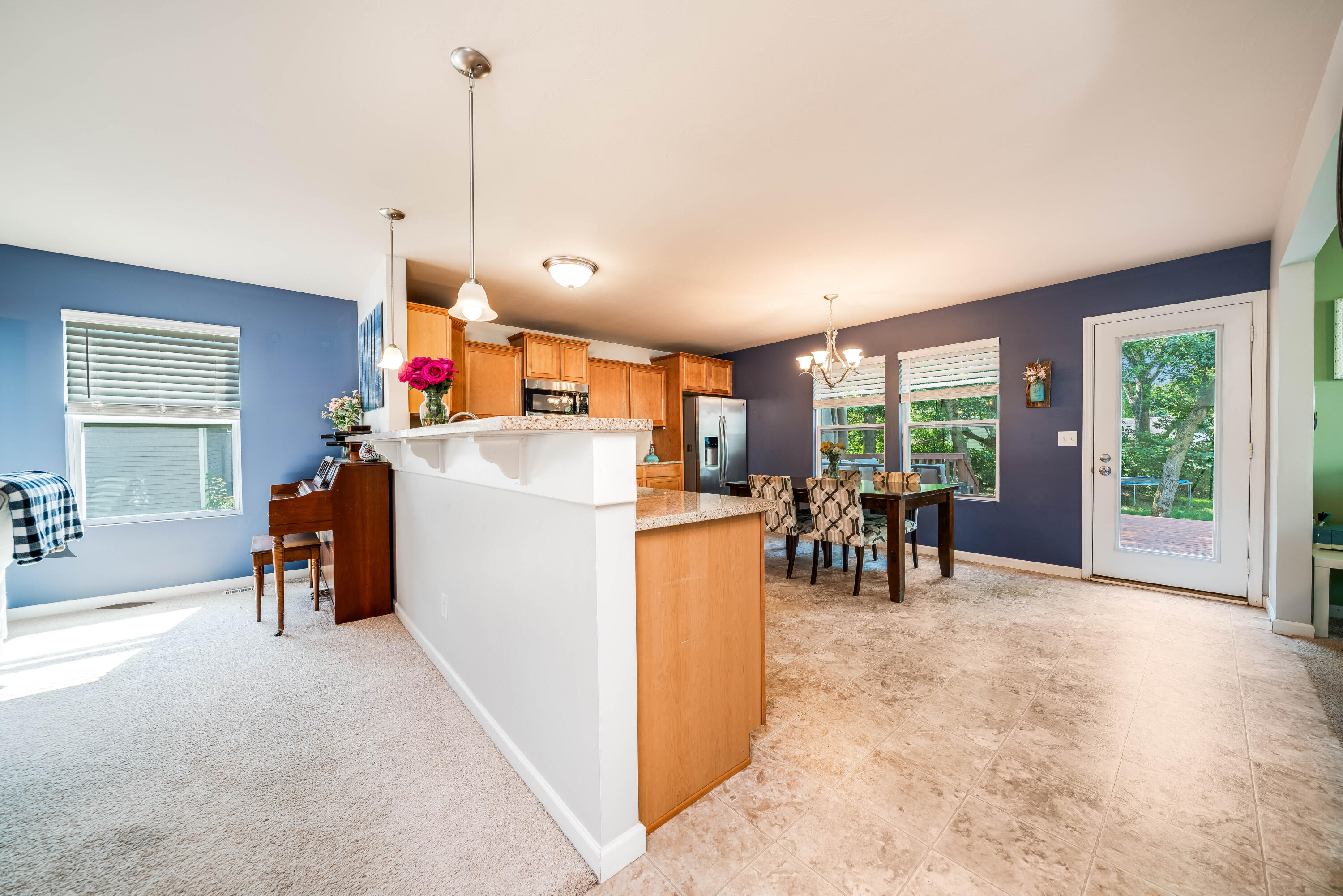3215 Quarry Ridge Court Kalamazoo, MI 49006 - Photo 4 of 27 3215_Quarry_Ridge_Ct_04