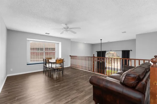 $2,600 | 2422 Whispering Cove Circle, Garland, TX 75044