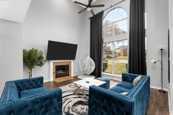 $2,600 | 2422 Whispering Cove Circle, Garland, TX 75044