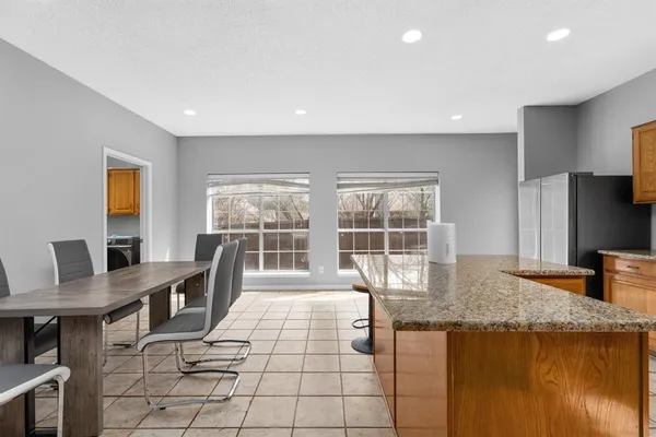 $2,600 | 2422 Whispering Cove Circle, Garland, TX 75044