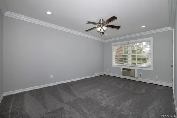 $3,065 | 55 Fairfield Way, Unit HE03, Commack, NY 11725