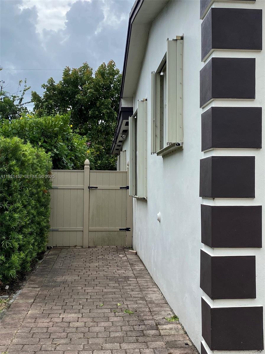 7880 Southwest 14th Terrace Miami, FL 33144 - Photo 27 of 43 a view of walk in closet