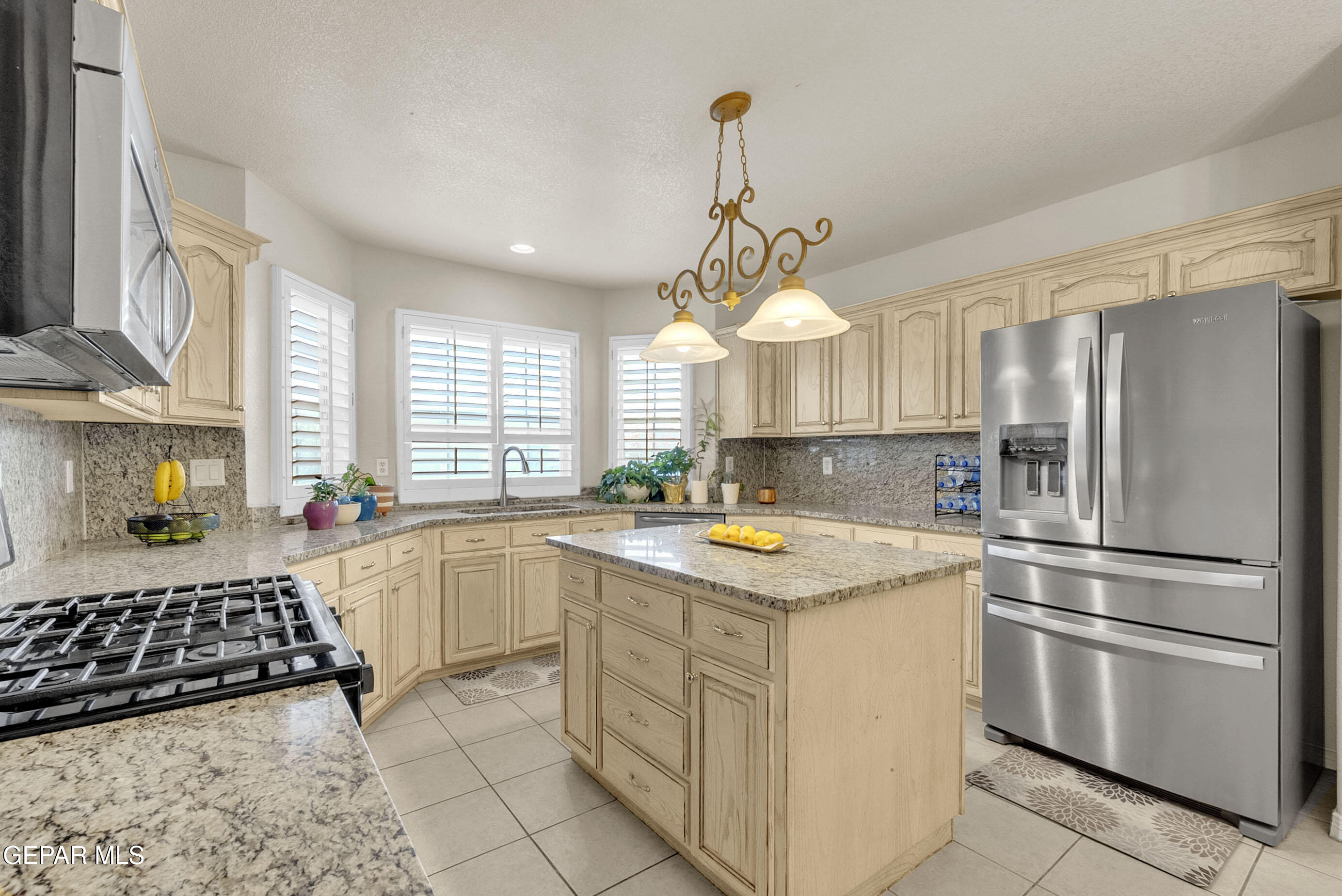 6531 Brook Ridge Circle El Paso, TX 79912 - Photo 23 of 73 4 (11)