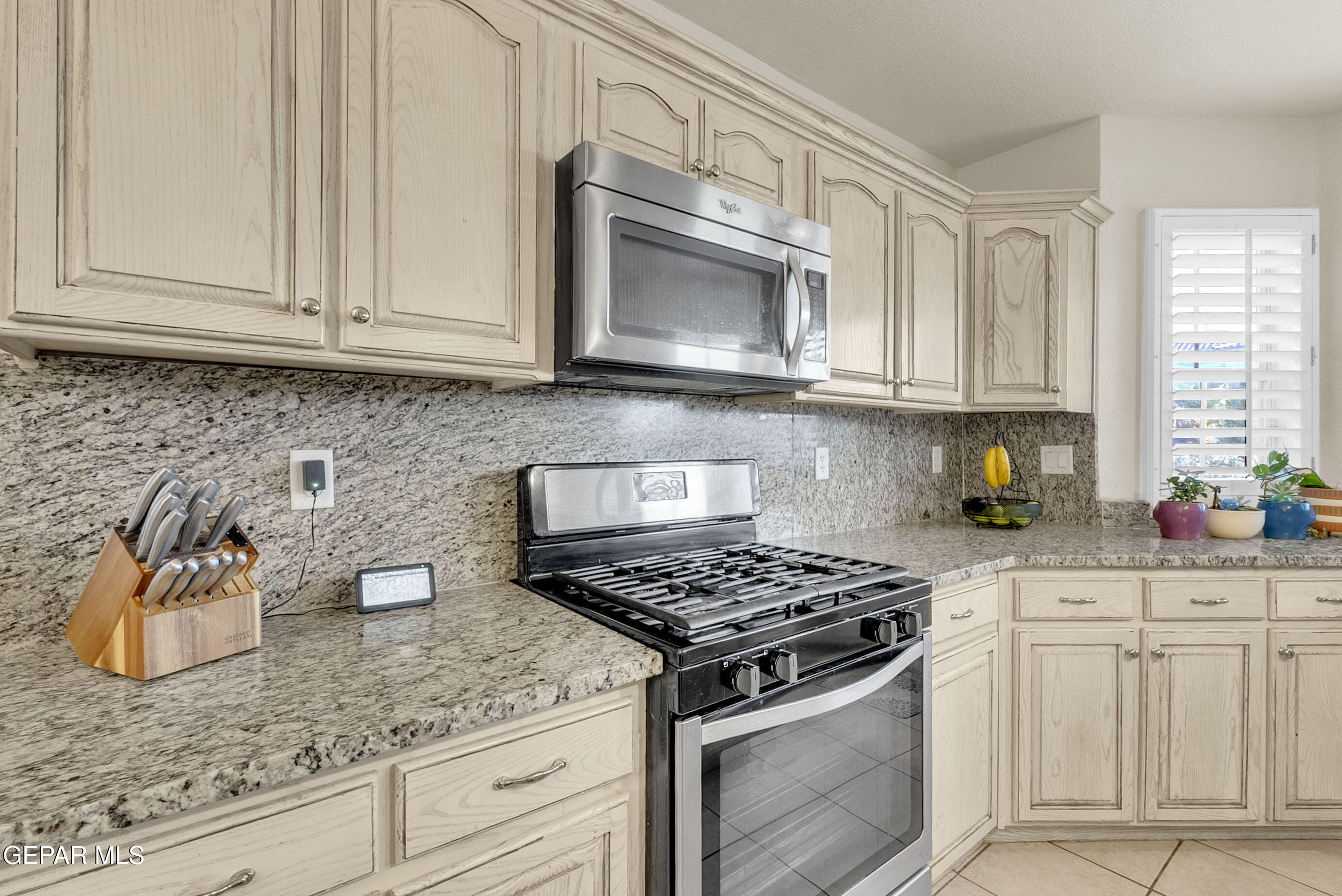 6531 Brook Ridge Circle El Paso, TX 79912 - Photo 26 of 73 4 (14)