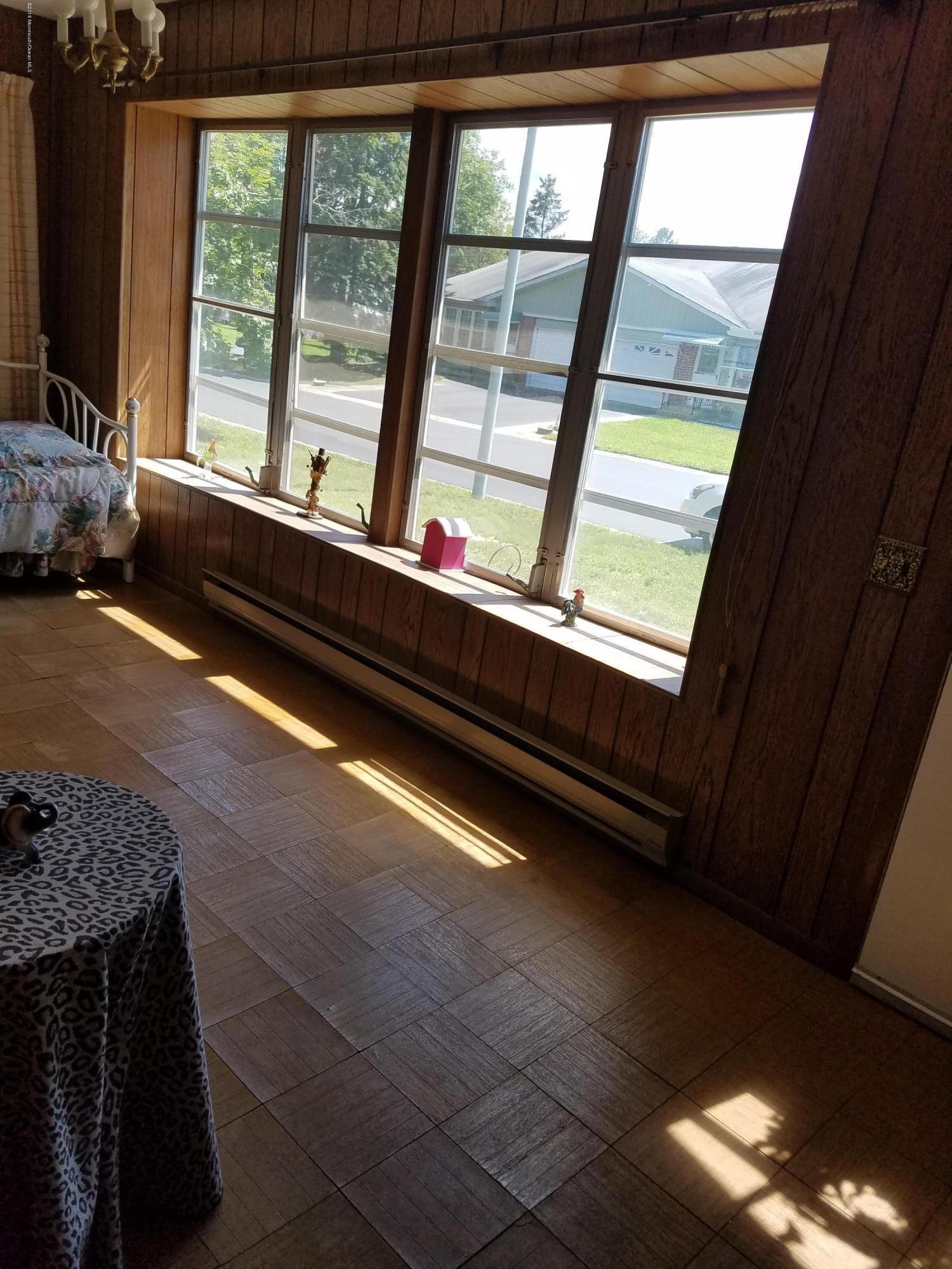 1 Homestead Drive, Unit B Whiting, NJ 08759 - Photo 2 of 7 Sunporch