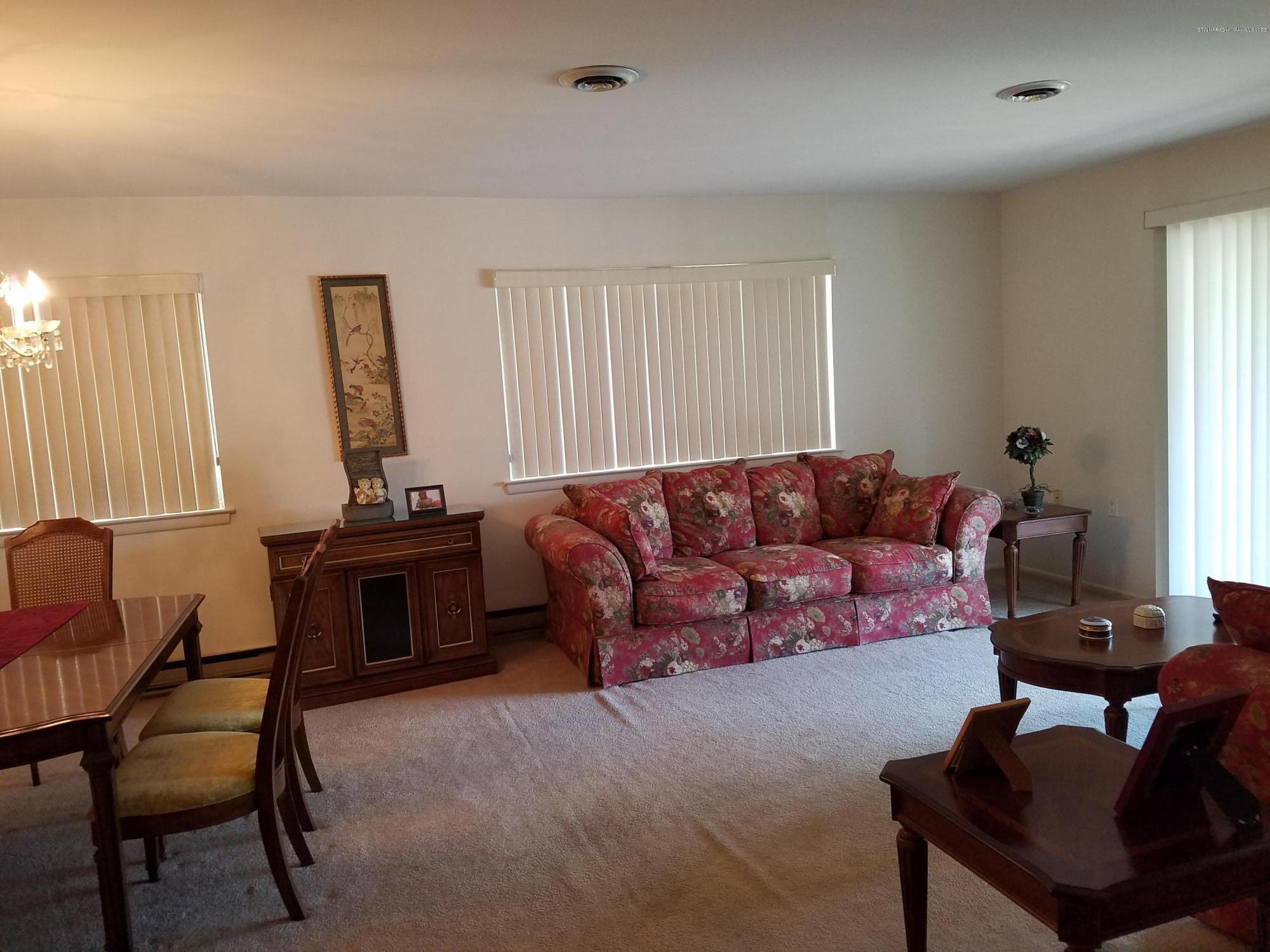 1 Homestead Drive, Unit B Whiting, NJ 08759 - Photo 3 of 7 Living room