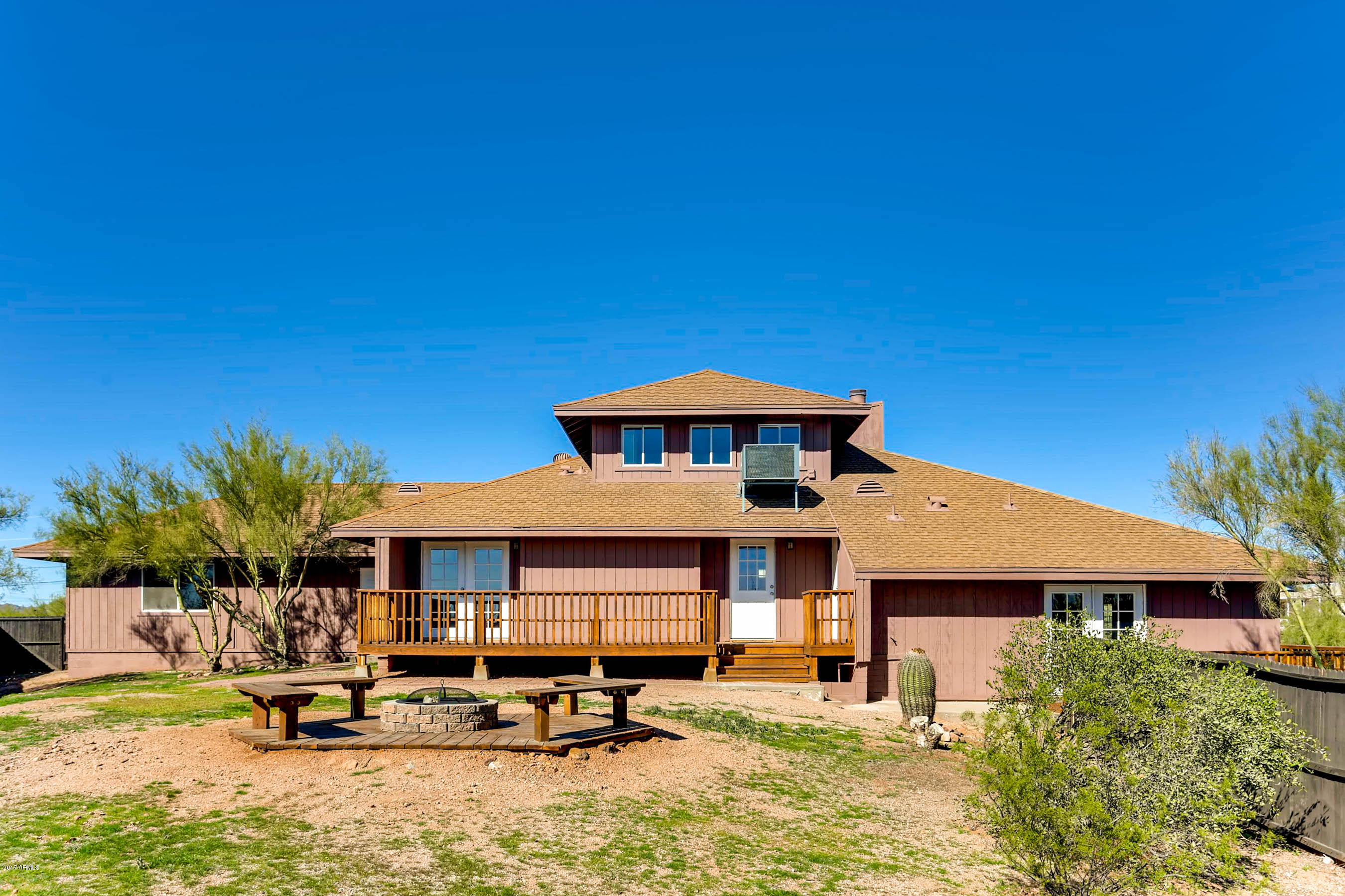 4065 East Brisbane Road Apache Junction, AZ 85119 - Photo 1 of 28 4065 E Brisbane Rd Apache-print-028-28-E