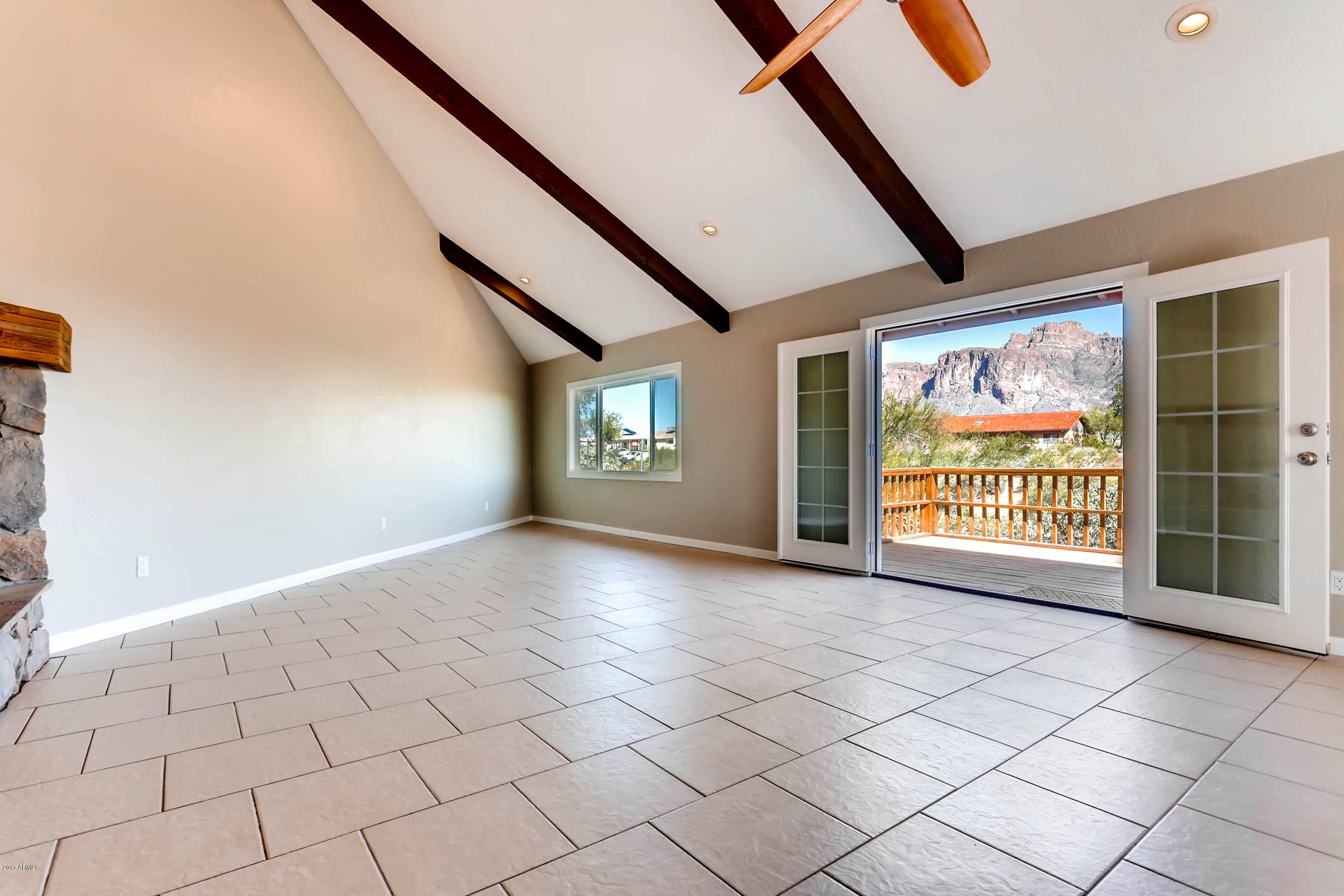 4065 East Brisbane Road Apache Junction, AZ 85119 - Photo 3 of 28 4065 E Brisbane Rd Apache-print-006-7-Li