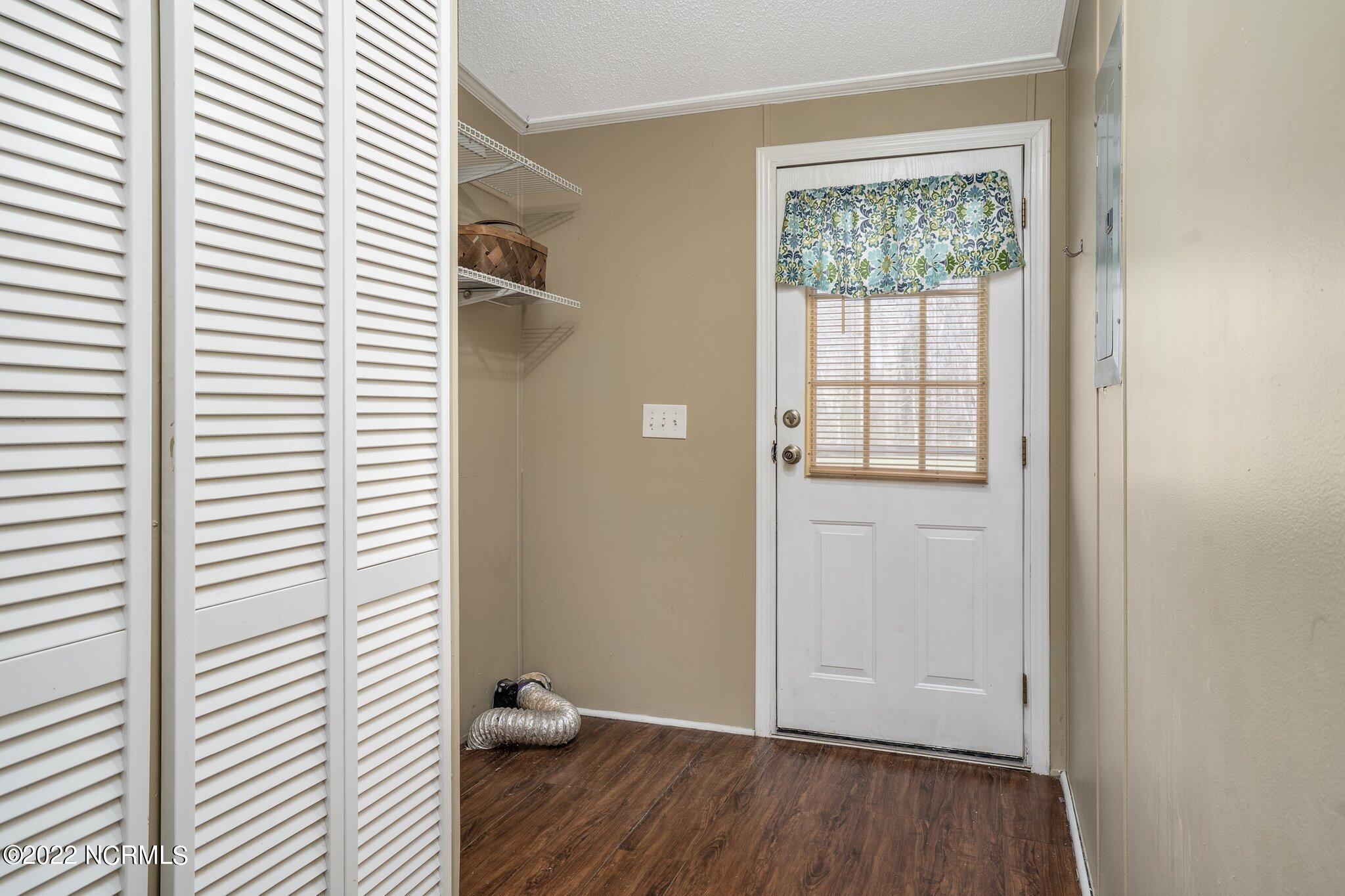 8300 Edwards Road Castalia, NC 27816 - Photo 15 of 26 018-8300EdwardsRoad-Castalia-NC-27816-SM