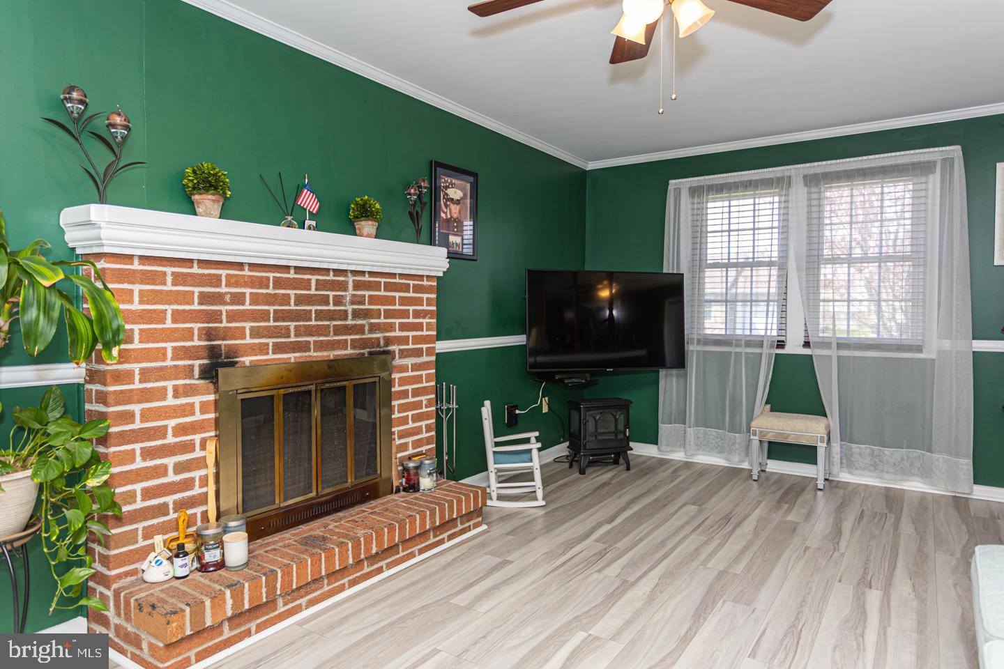 718 Chatham Road Fairless Hills, PA 19030 - Photo 11 of 30