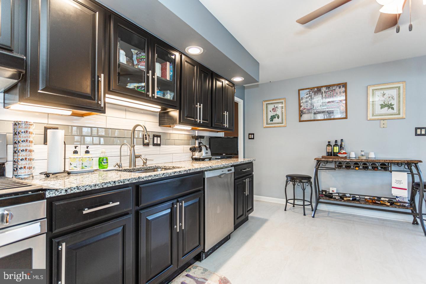 718 Chatham Road Fairless Hills, PA 19030 - Photo 14 of 30