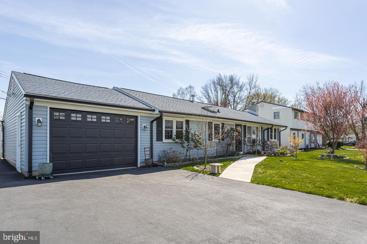 718 Chatham Road Fairless Hills, PA 19030 - Photo 2 of 30