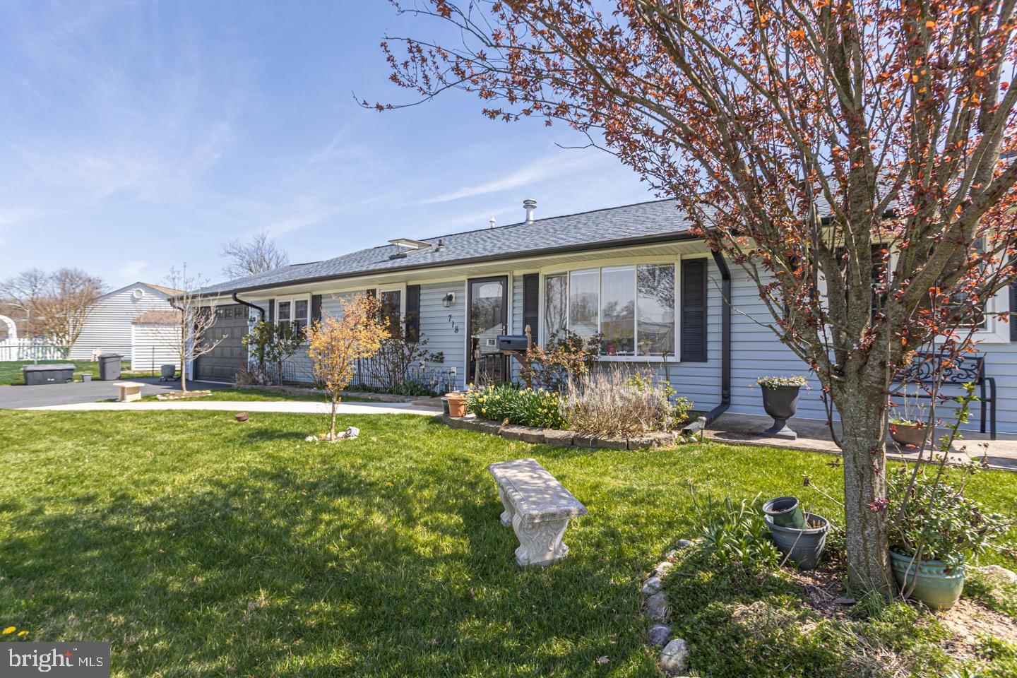 718 Chatham Road Fairless Hills, PA 19030 - Photo 3 of 30