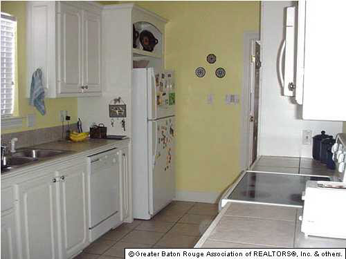 9031 Worth Avenue Baton Rouge, LA 70810 - Photo 3 of 12 Gallery Image 3
