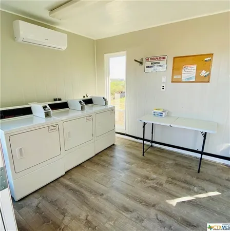 $1,000 | 943 Parkview Drive, Unit C6, Canyon Lake, TX 78133