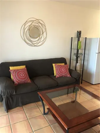 $1,000 | 943 Parkview Drive, Unit C6, Canyon Lake, TX 78133