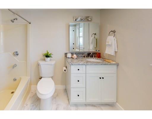 17 Mattapoisett Road Wareham, MA 02571 - Photo 16 of 27 Gallery Image 16