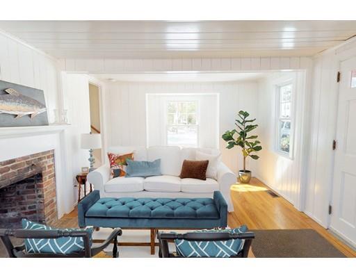 17 Mattapoisett Road Wareham, MA 02571 - Photo 4 of 27 Gallery Image 4