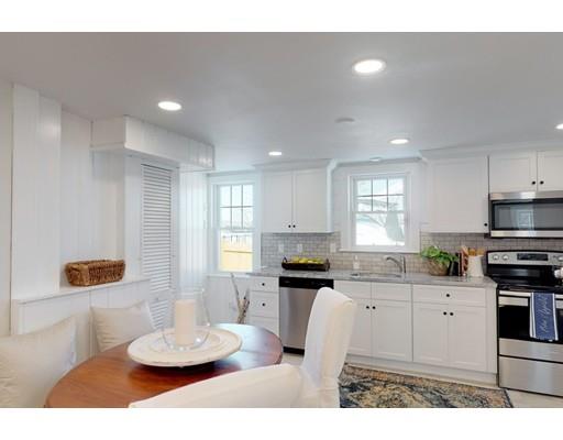 17 Mattapoisett Road Wareham, MA 02571 - Photo 8 of 27 Gallery Image 8