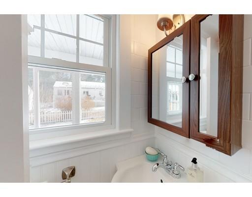17 Mattapoisett Road Wareham, MA 02571 - Photo 10 of 27 Gallery Image 10